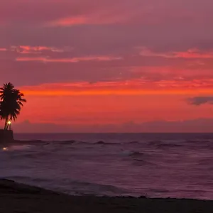 https://stunning-3-br-apt-in-condado.comcaribbean.com