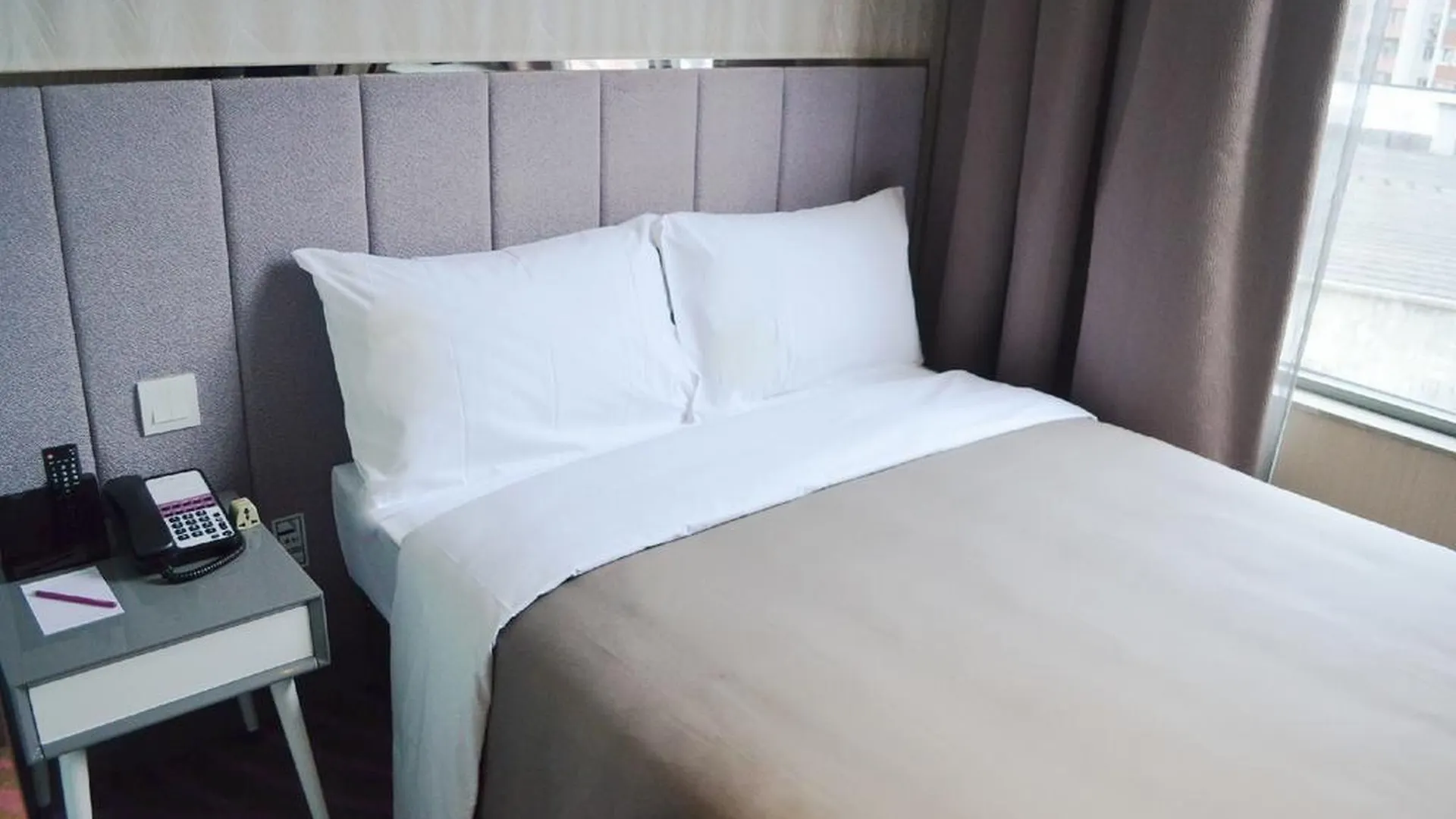 Silka Tsuen Wan Hotel Hong Kong 4*,