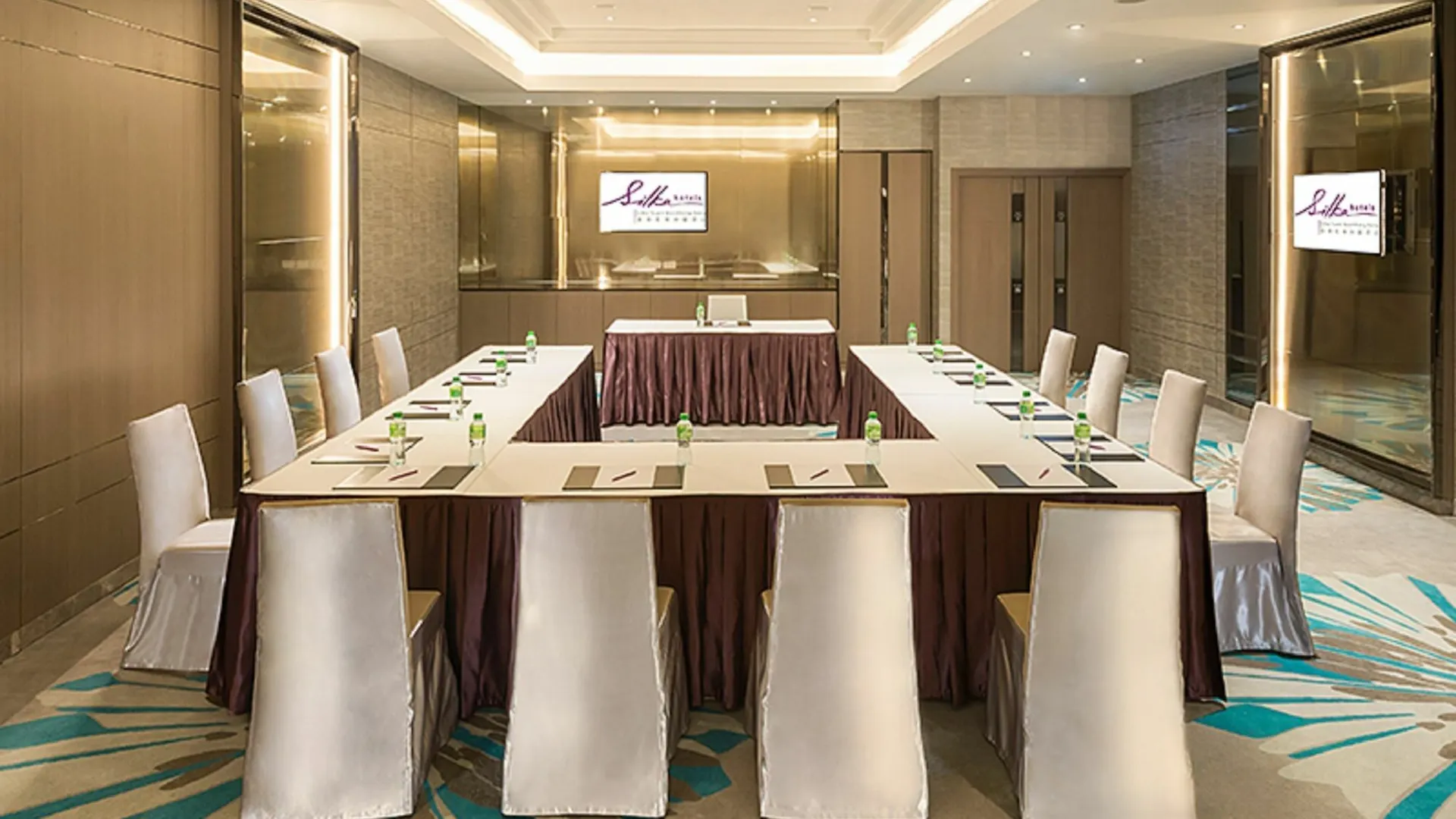 Silka Tsuen Wan Hotel Hong Kong