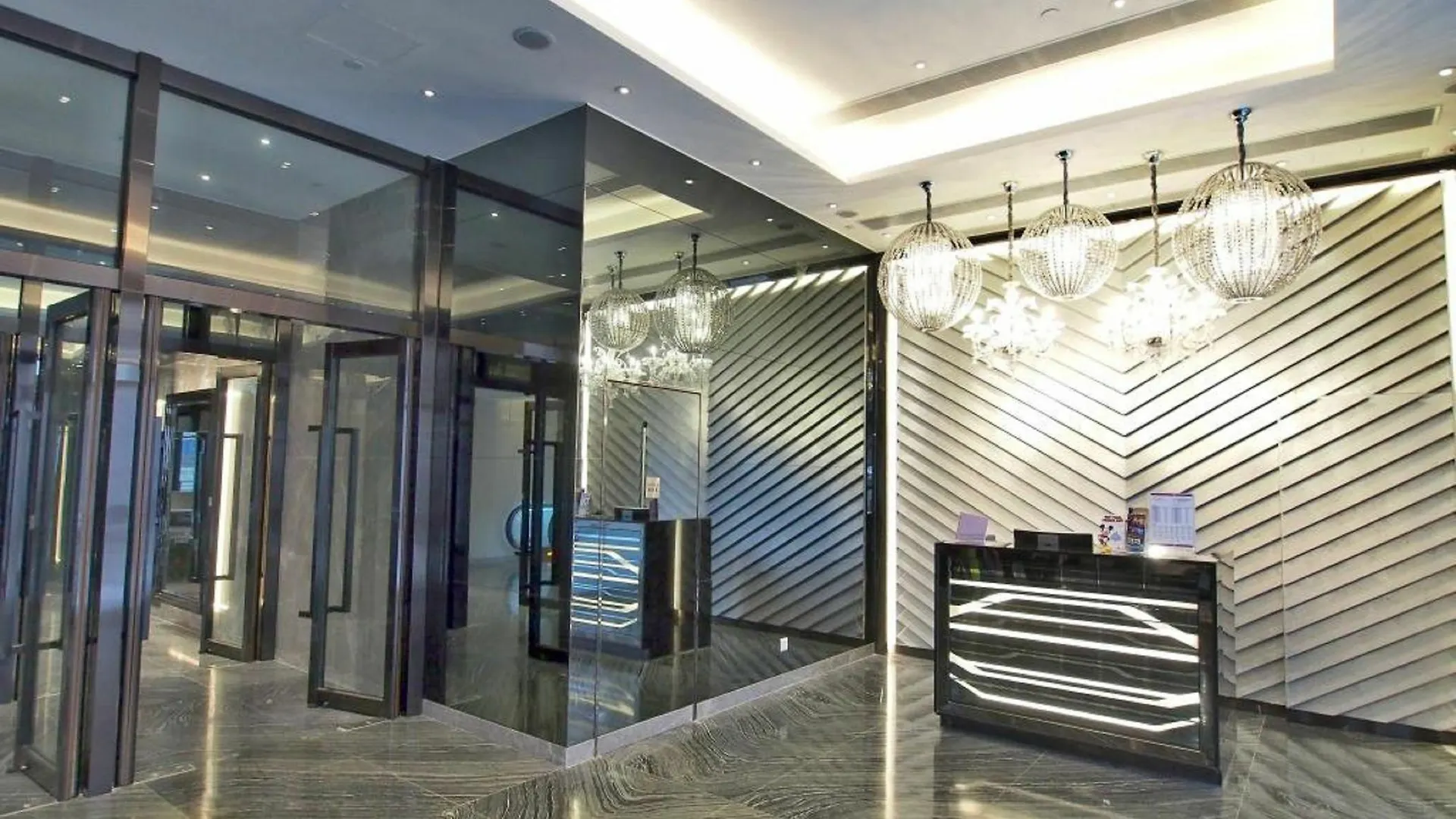 Silka Tsuen Wan Hotel Hong Kong 4*,  China